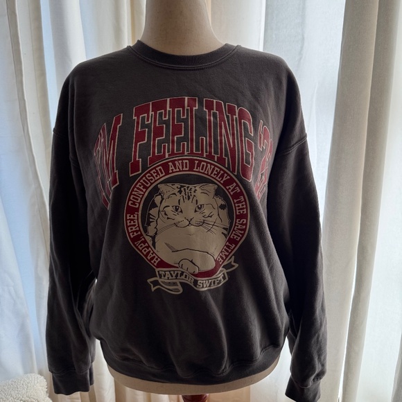 Taylor Swift Sweaters - I'm Feeling '22 Crewneck